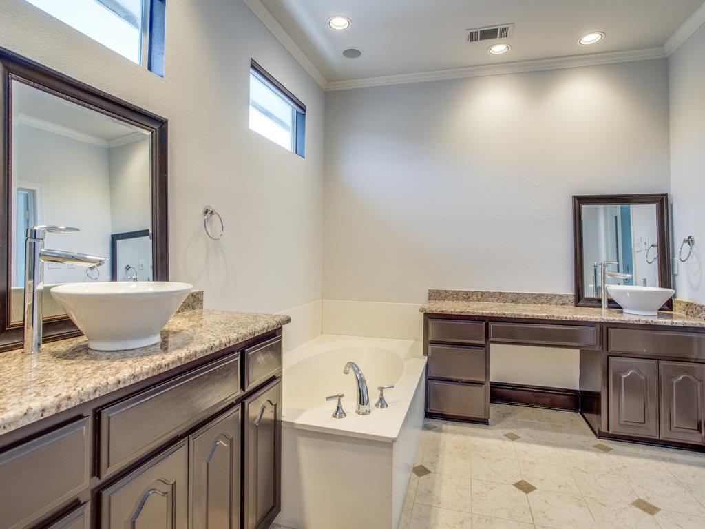 Palm Plaza - Residential Lease