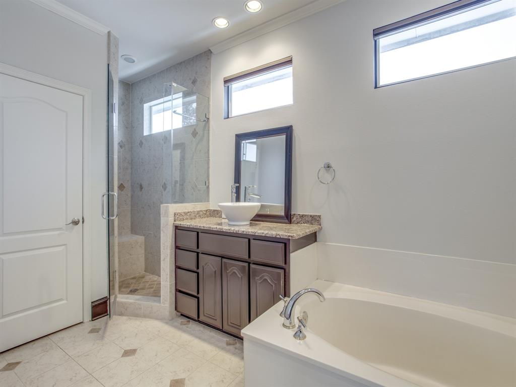 Palm Plaza - Residential Lease