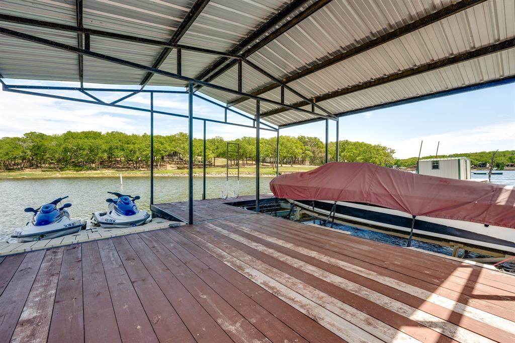 Amon Carter Lake - Residential