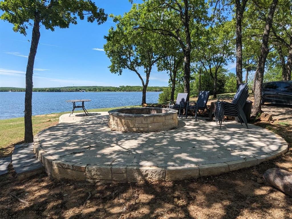 Amon Carter Lake - Residential