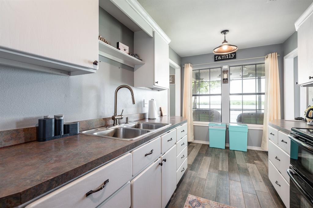 Amon Carter Lake - Residential