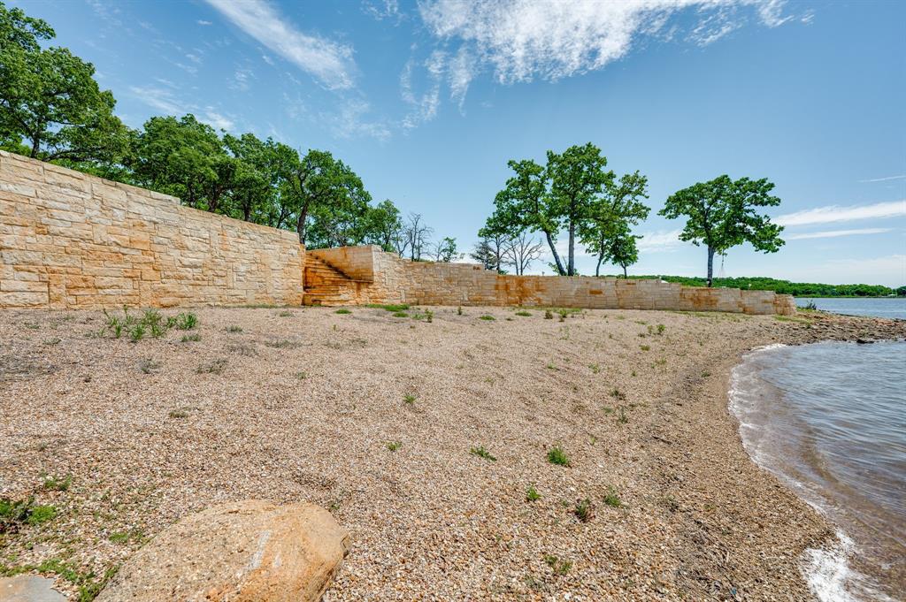 Amon Carter Lake - Residential