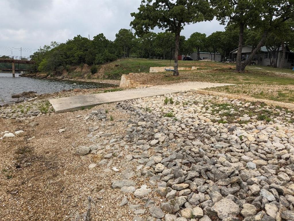 Amon Carter Lake - Residential