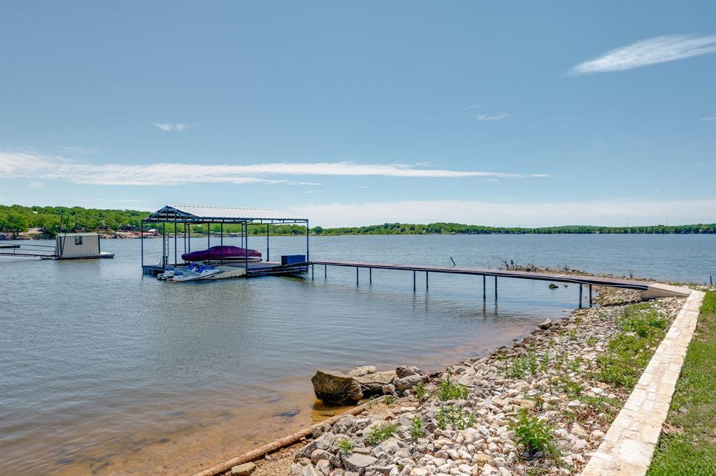 Amon Carter Lake - Residential