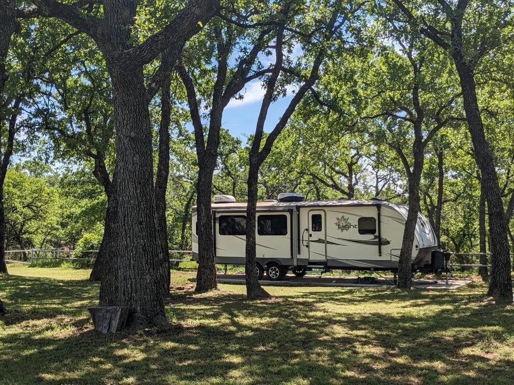 Amon Carter Lake - Residential