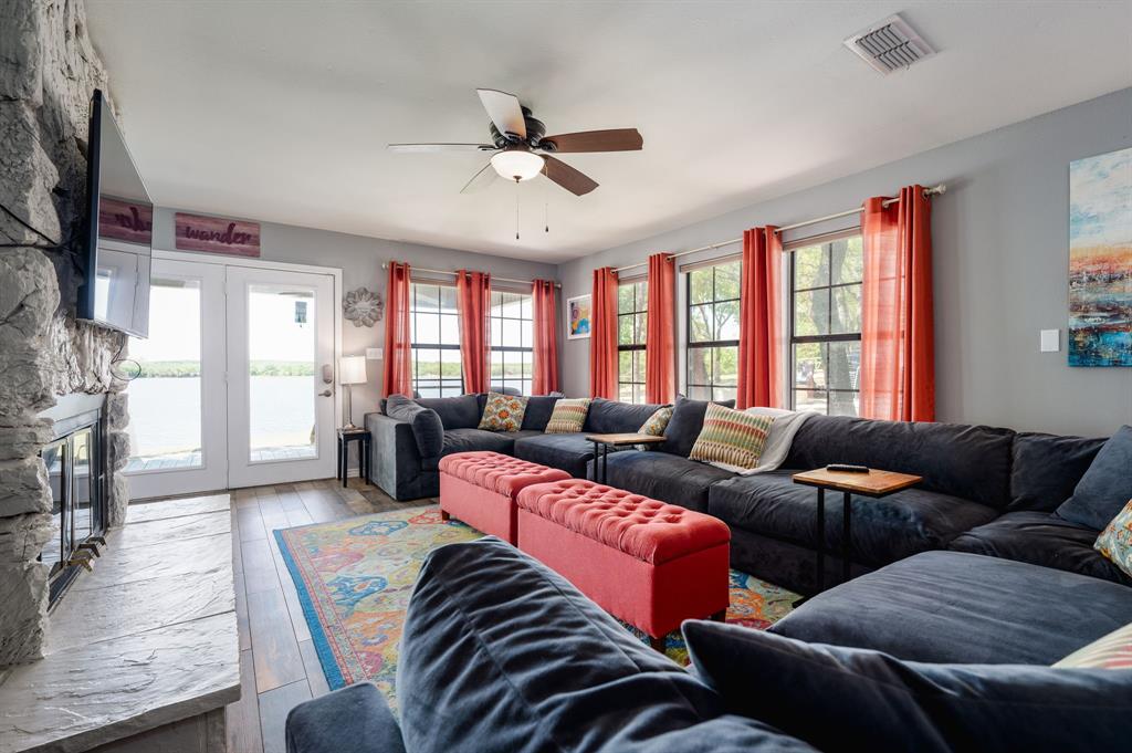 Amon Carter Lake - Residential