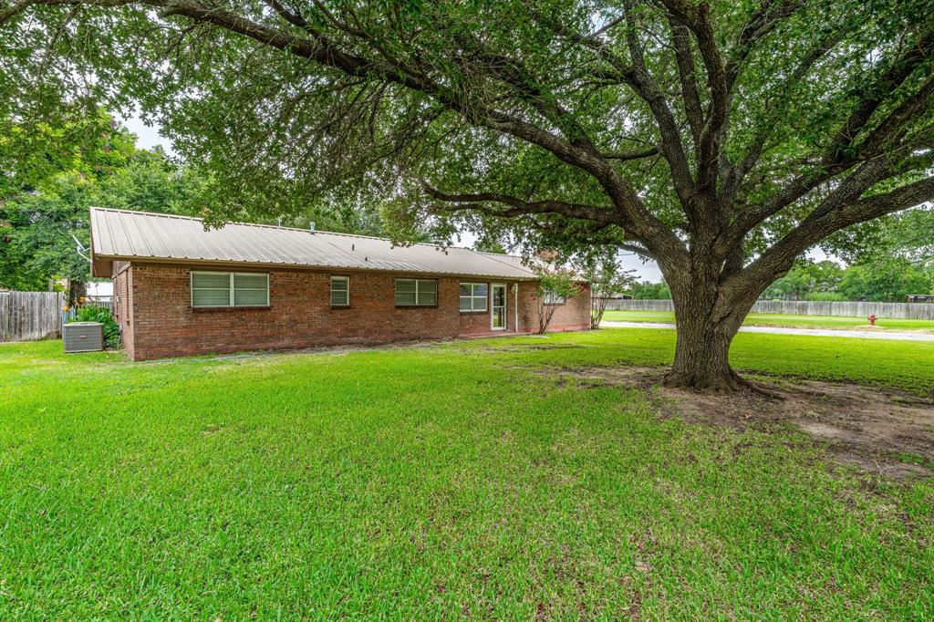 Central Deleon - Residential