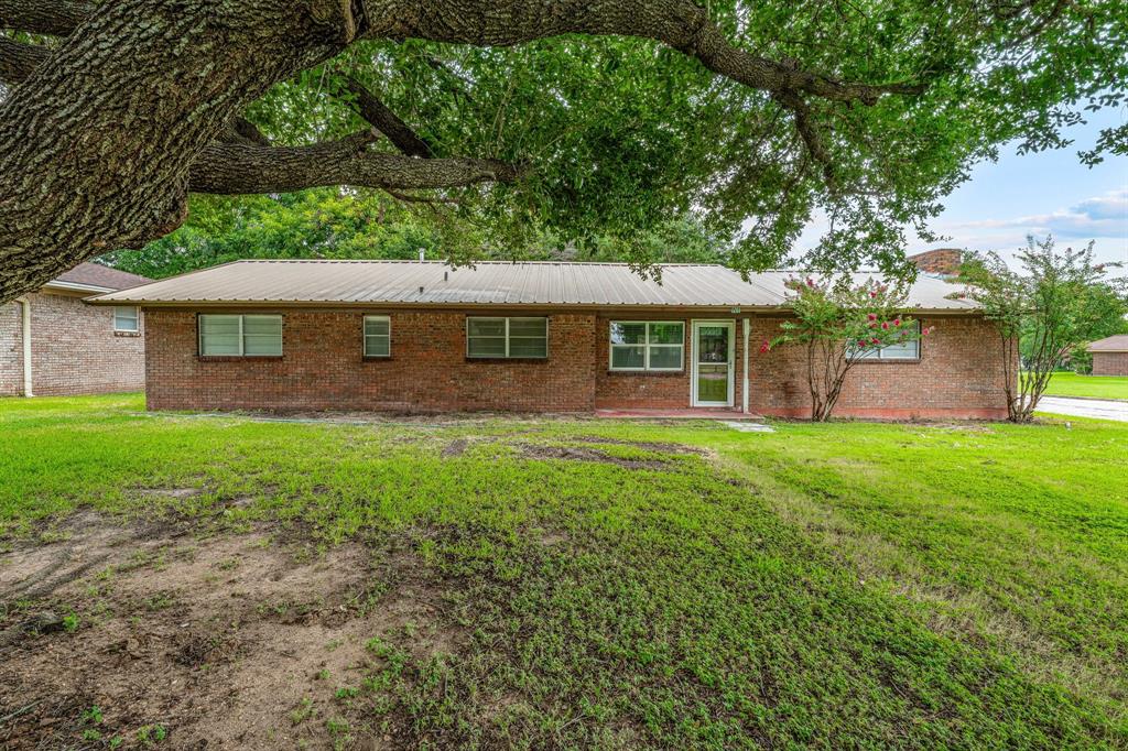 Central Deleon - Residential