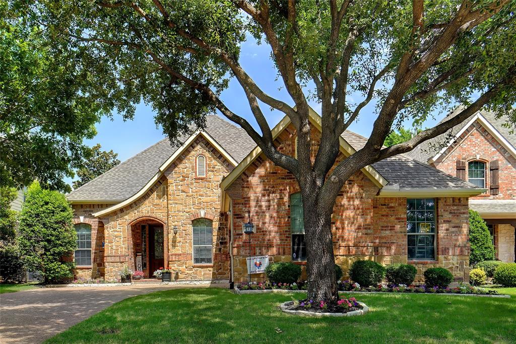 5833 Crescent Lane