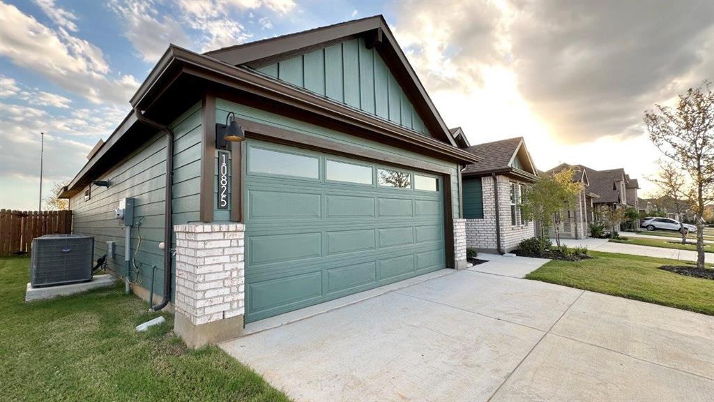 10825 BLACK ONYX Drive