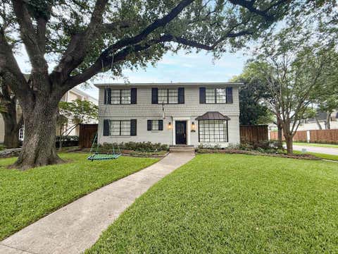Photo of 4500 San Carlos Street, University Park, TX 75205 (MLS # 21351407)