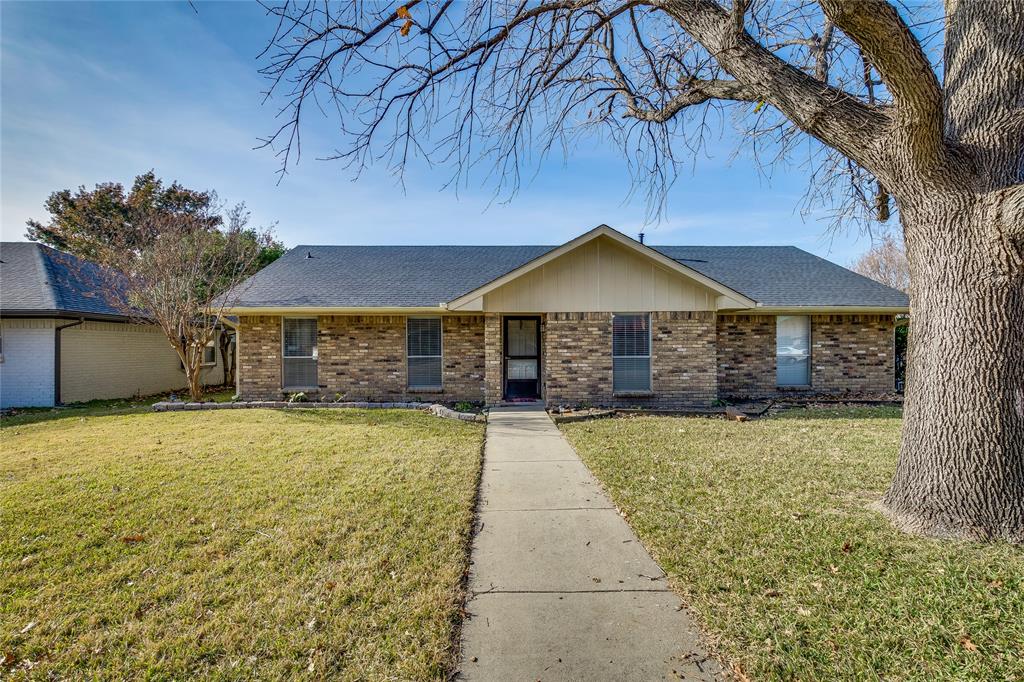 3807 Spring Hollow Drive
