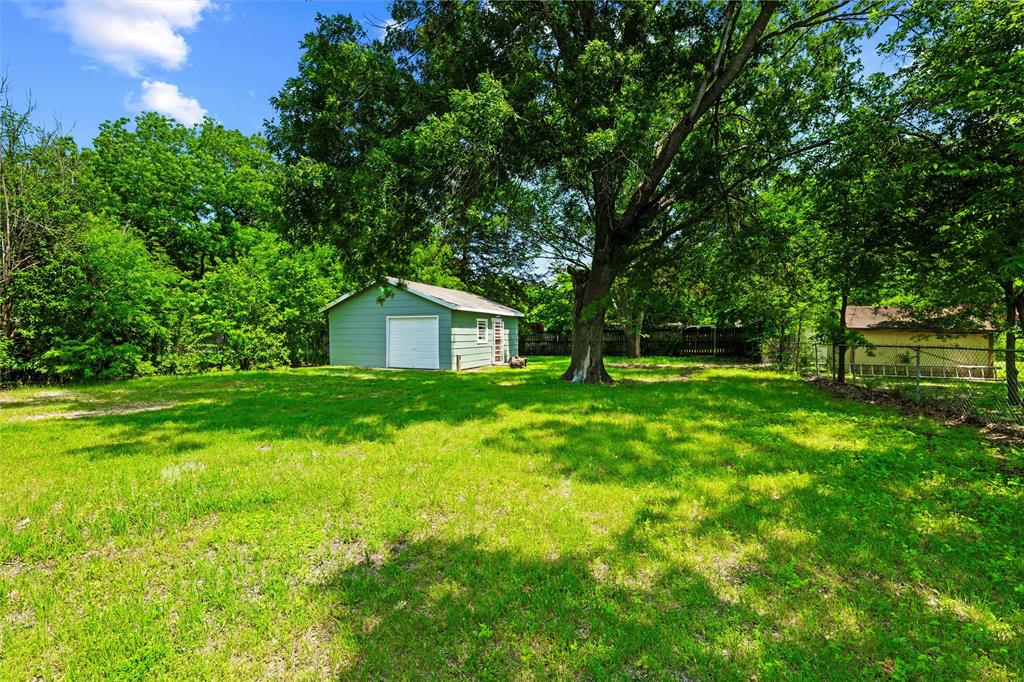 V O Davis - Residential