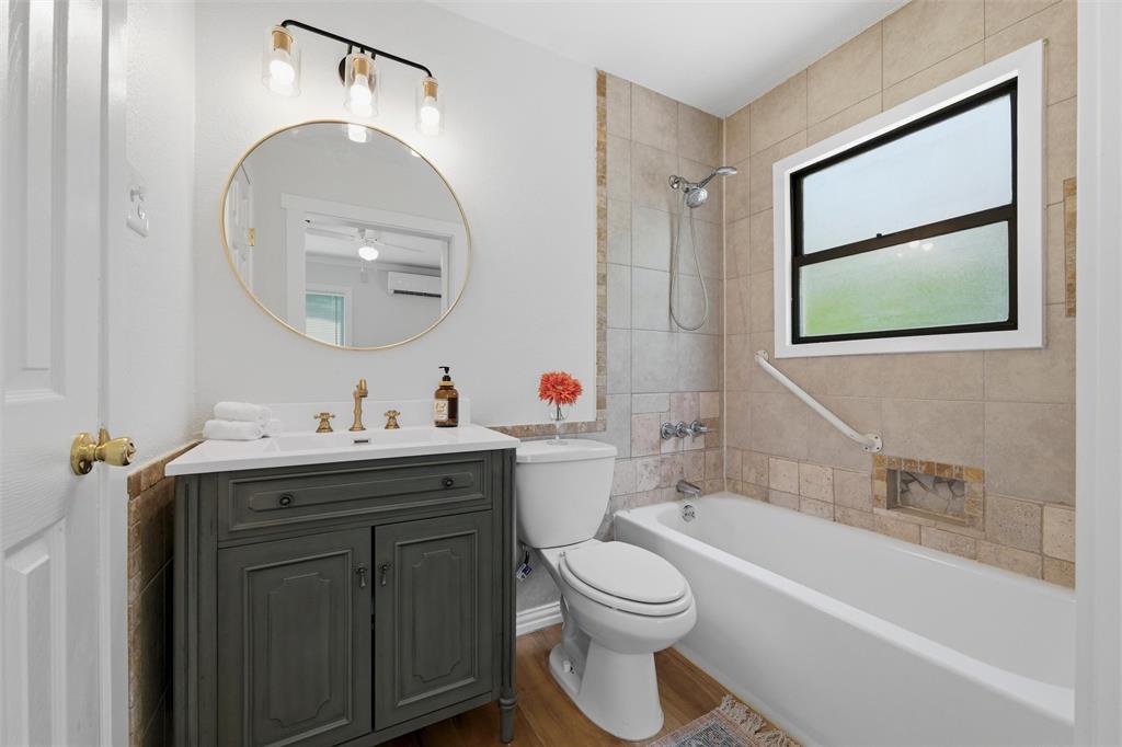 V O Davis - Residential