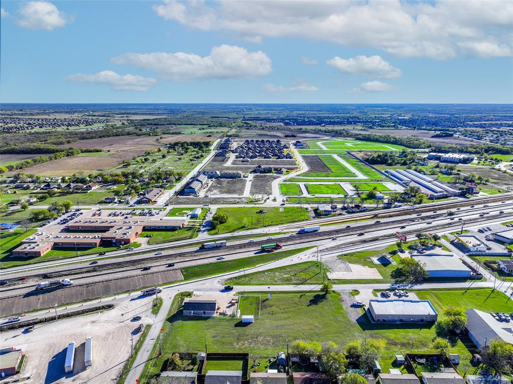 College Add - Commercial Lease