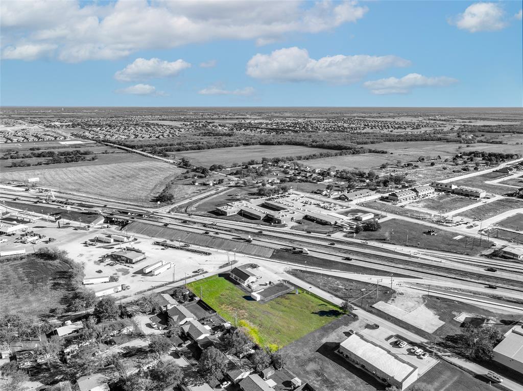 College Add - Commercial Lease