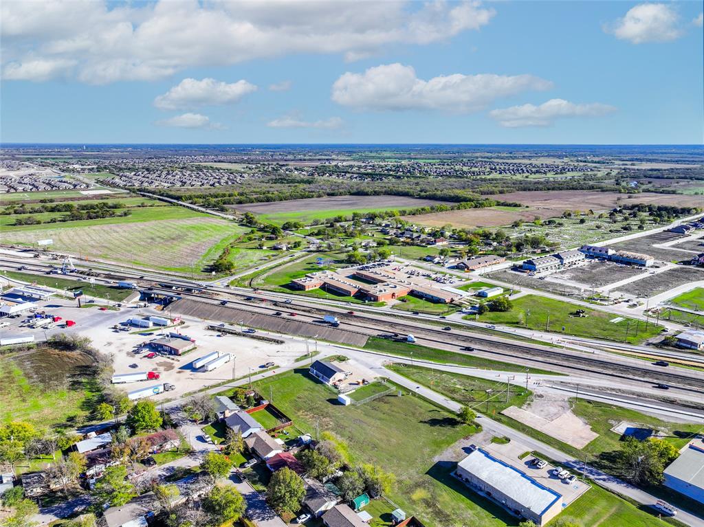 College Add - Commercial Lease