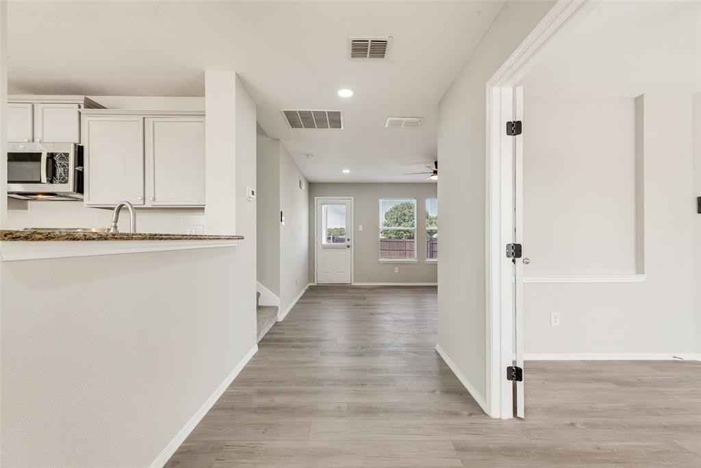 2339 Mallory Lane