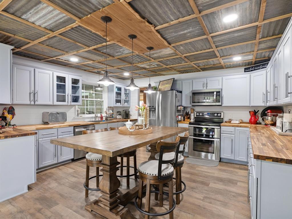 Meadow Ranch Estates - Residential