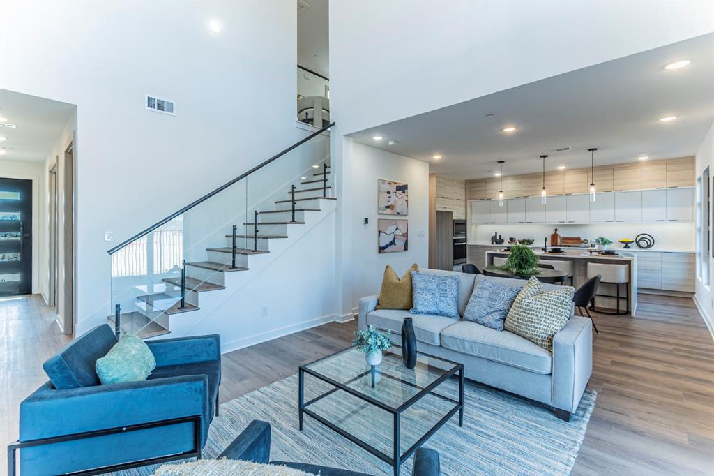 1432 Mars Lander Lane