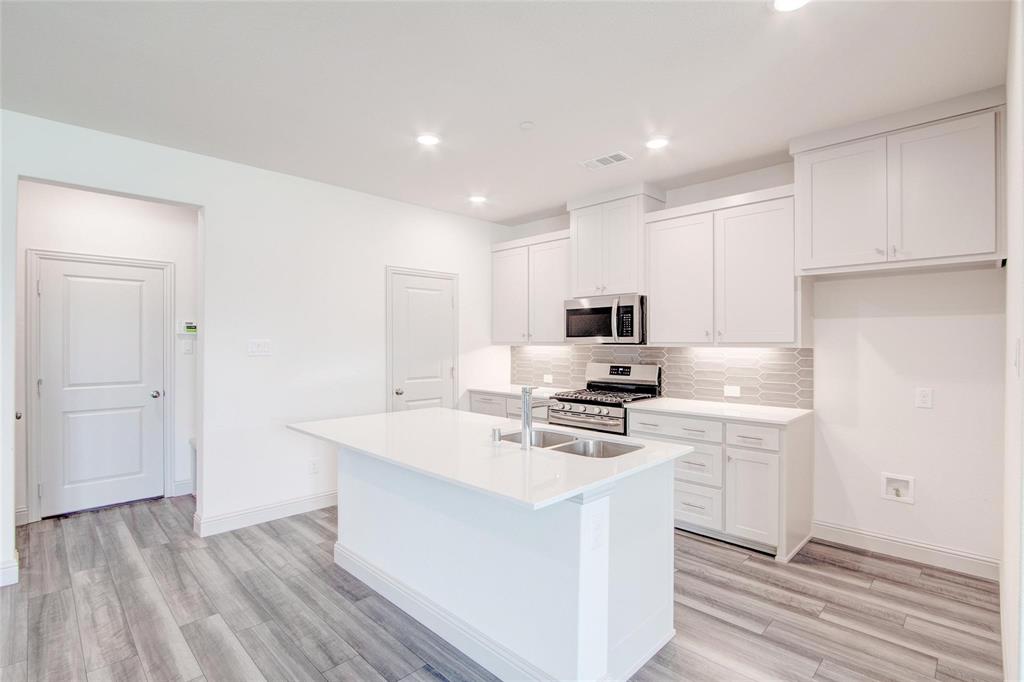 PARK VISTA (CFR), BLOCK C, LOT 16 - Residential Lease