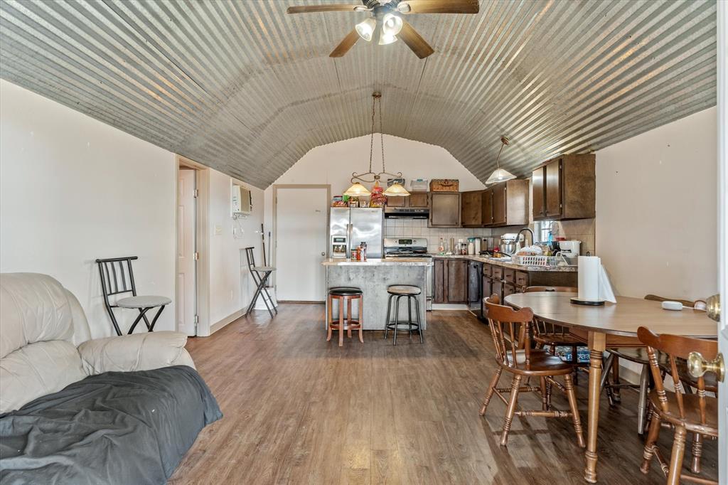 R C Morris Surv Abs #506 - Land