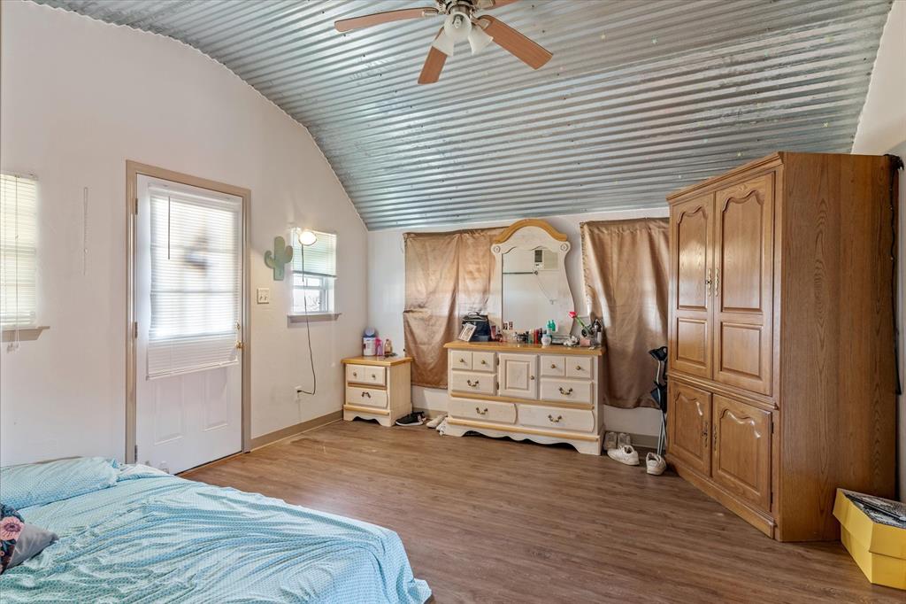 R C Morris Surv Abs #506 - Land