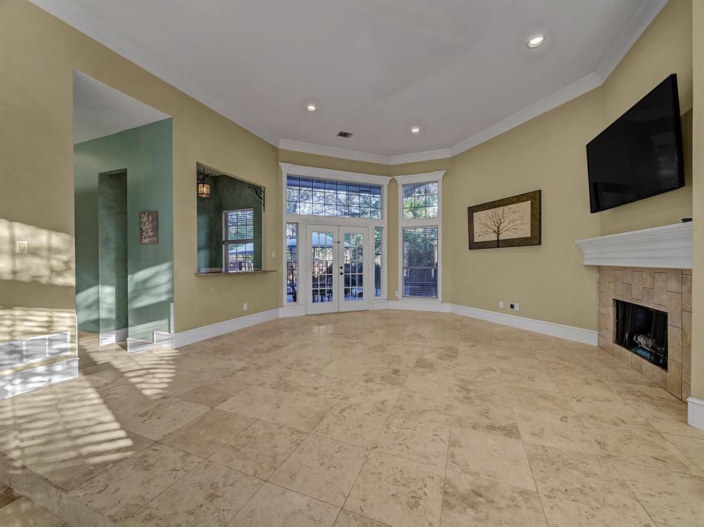 635 Timber Way