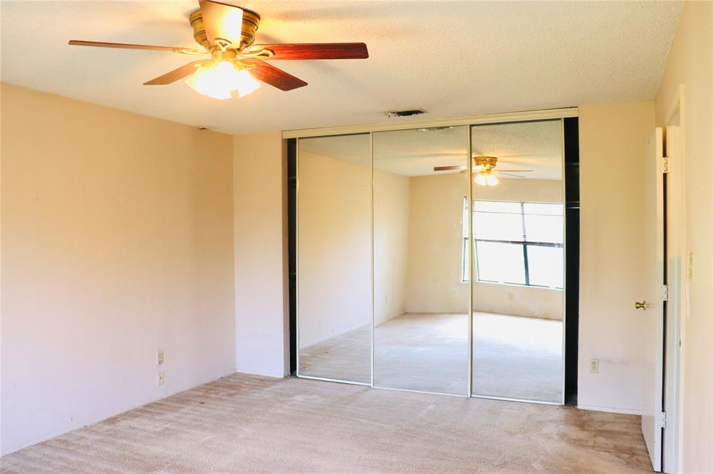 Oak Hollow Grand Prairie - Residential