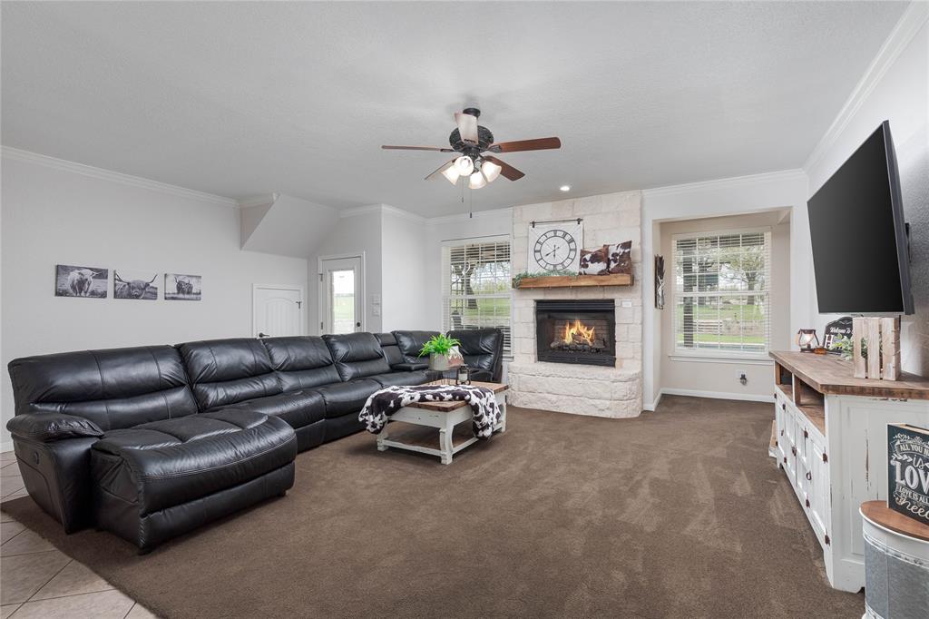 318 E Lone Star Road