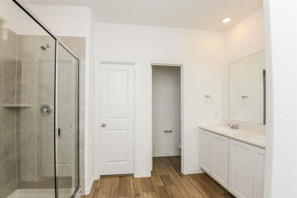 Northpointe Ph 6 - Residential Lease