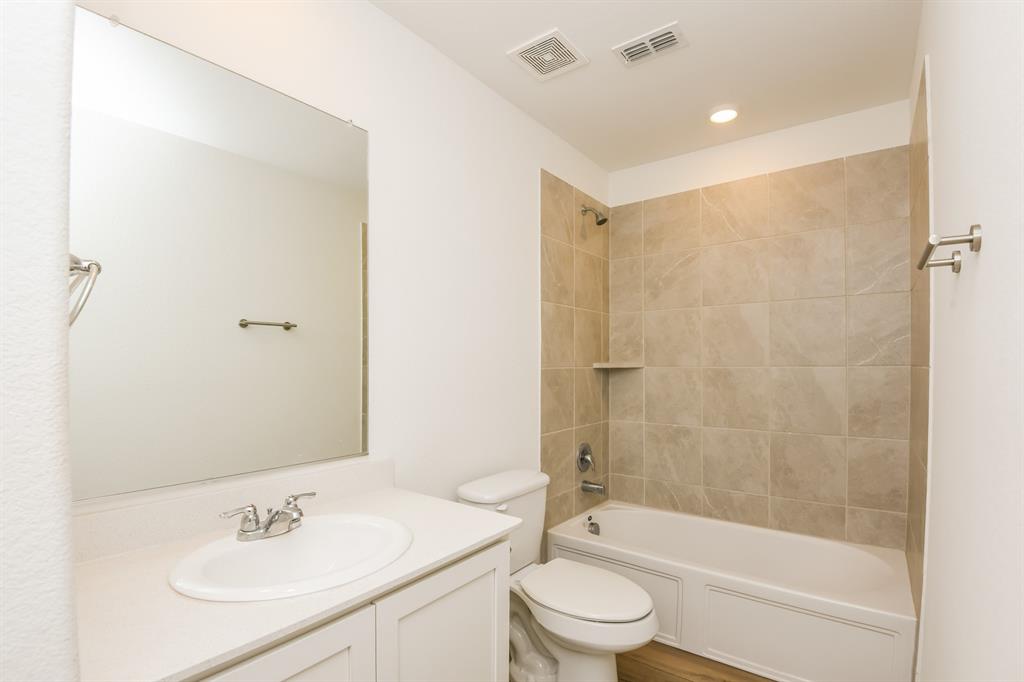 Northpointe Ph 6 - Residential Lease