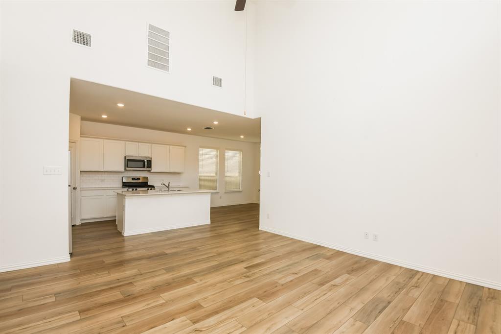 Northpointe Ph 6 - Residential Lease