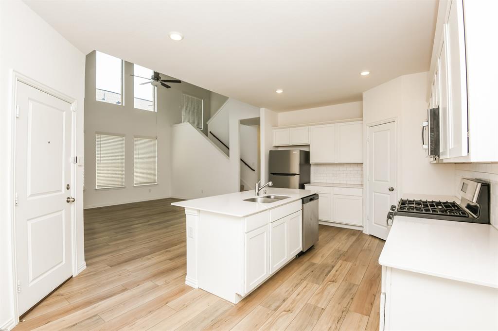 Northpointe Ph 6 - Residential Lease