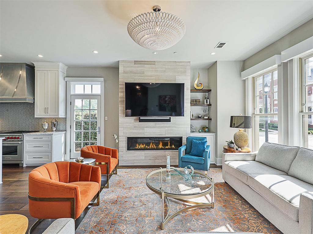 Garden District & Ph C Brownst - Residential