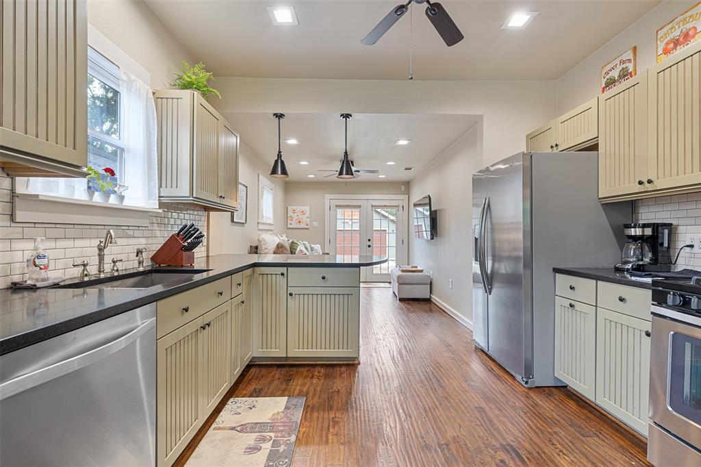 Oak Cliff Annex - Residential