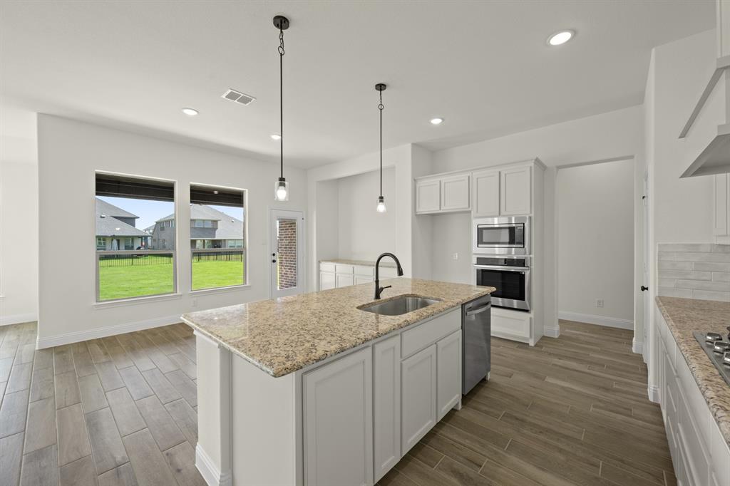 Abe's Landing - Residential