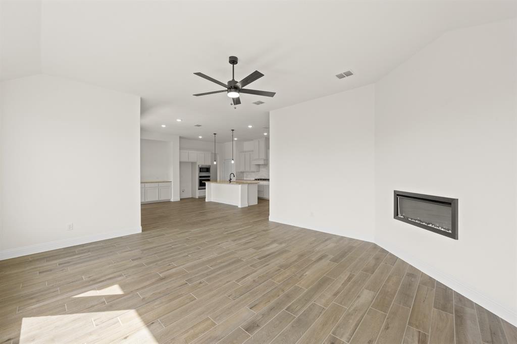 Abe's Landing - Residential