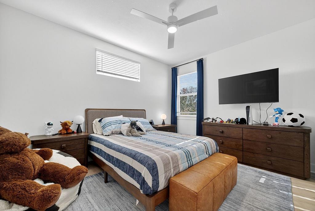 Creekside At Carter Square - Residential