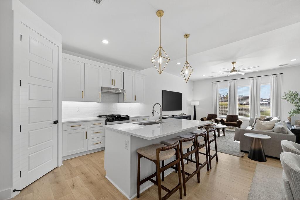 Creekside At Carter Square - Residential