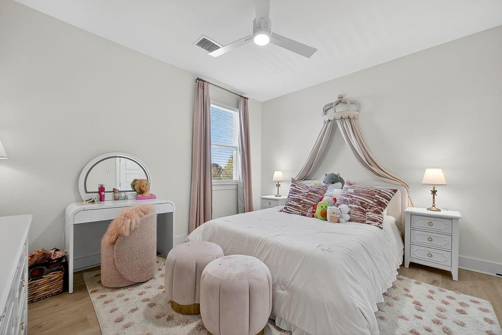 Creekside At Carter Square - Residential