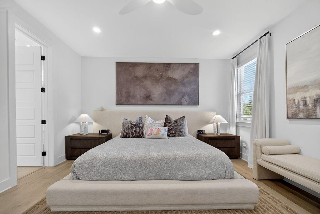 Creekside At Carter Square - Residential