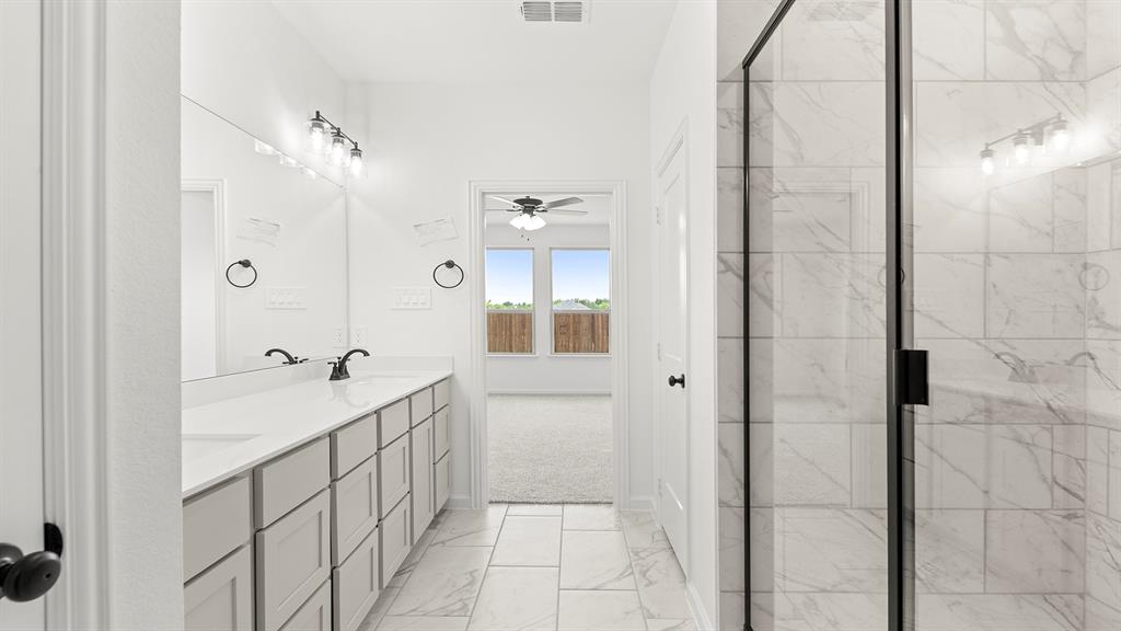 Keeneland 40S - Residential