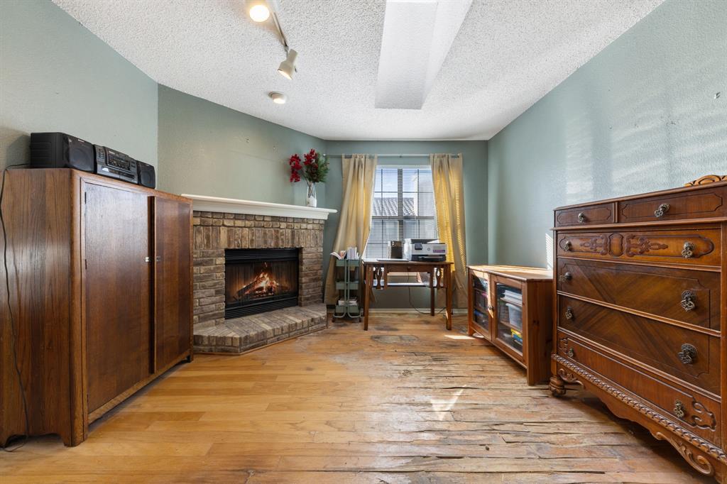 University Crossroad 01 & 02 - Residential