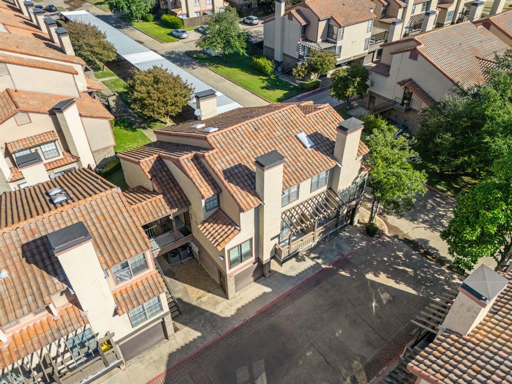 University Crossroad 01 & 02 - Residential