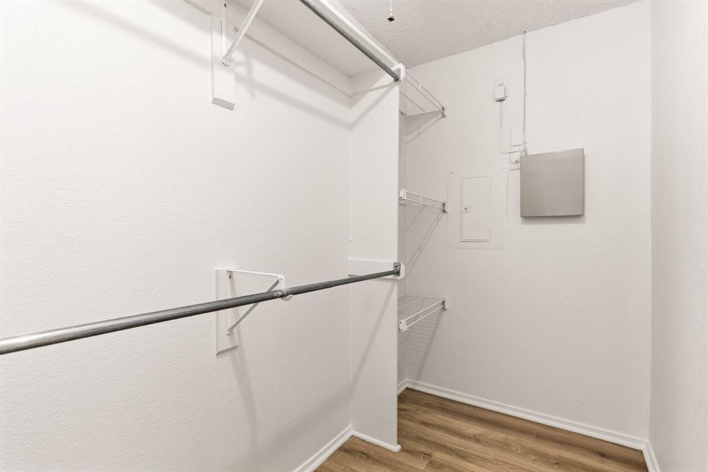 University Crossroad 01 & 02 - Residential