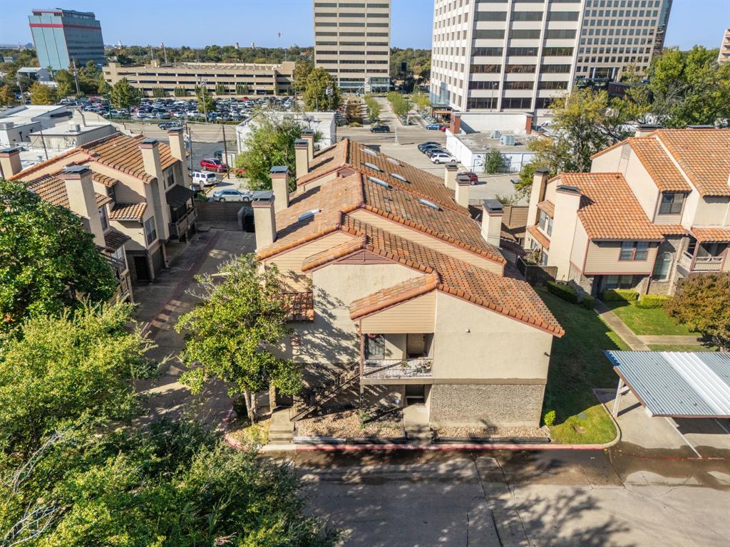 University Crossroad 01 & 02 - Residential