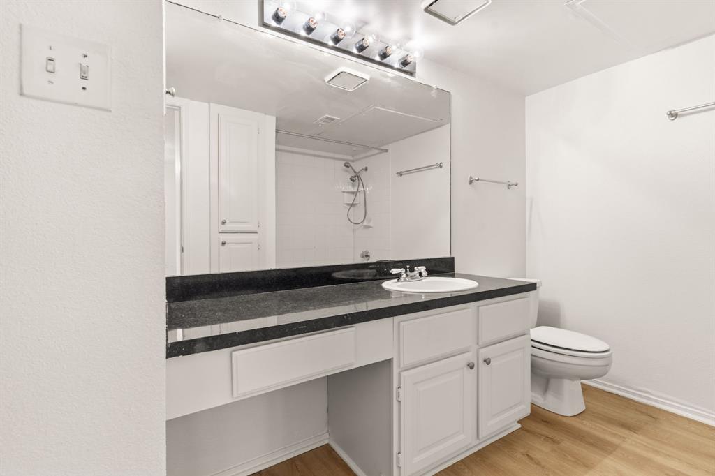 University Crossroad 01 & 02 - Residential