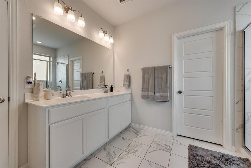 Hillside on the lake II - Residential Lease