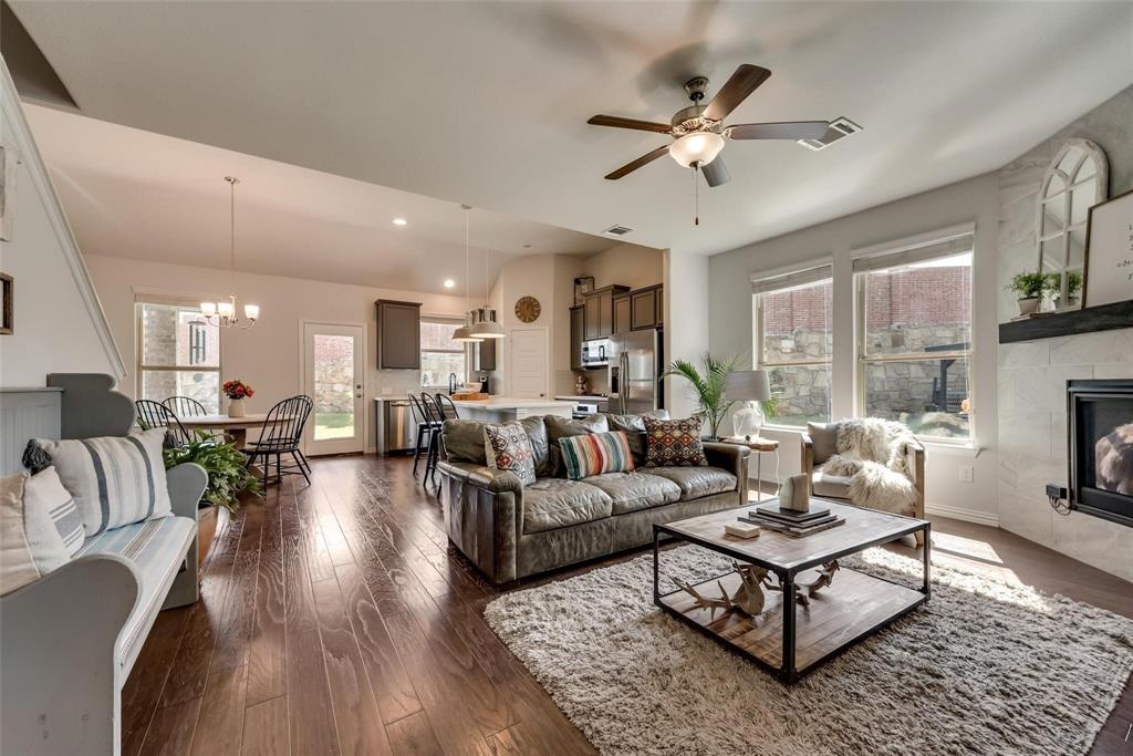 Hillside on the lake II - Residential Lease